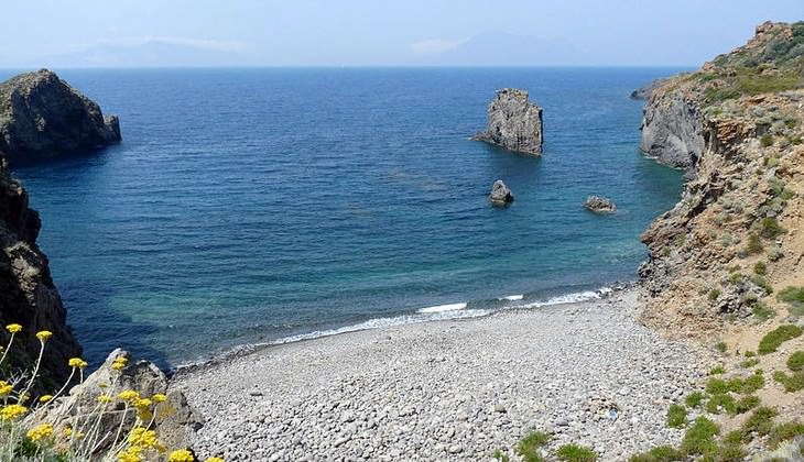 trekking eolie - escursioni eolie