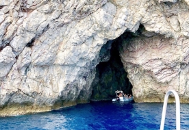 escursione grotta azzurra taormina-escursioni barca taormina-tour in barca taormina