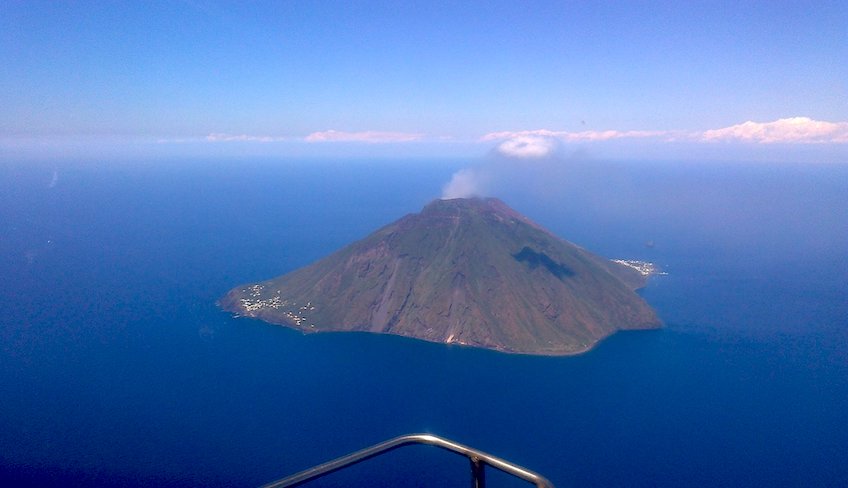 elicottero etna-elicottero eolie-isole eolie tour