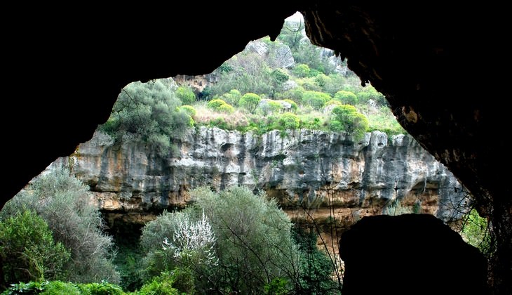 necropoli di pantalica - patrimonio unesco sicilia