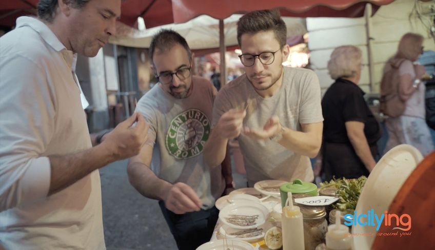 team building sicilia  - street food catania