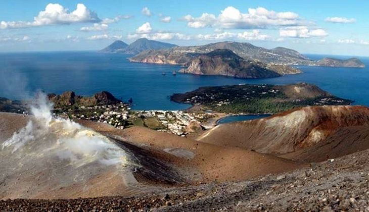 visitare l'etna - noleggio elicotteri catania