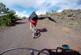 Etna in mtb percorsi mtb etna visita sull'Etna